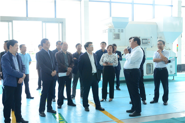 玉米脫皮機(jī)的加工效果直接關(guān)系著提胚和破糝的質(zhì)量